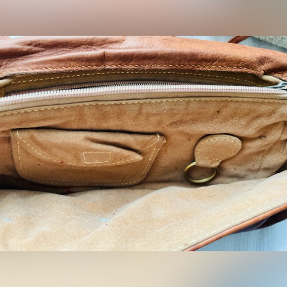 Vintage Dooney & Bourke KNOCK OFF - Picture 4 of 6